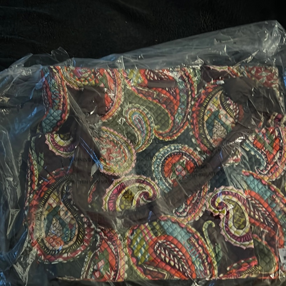 Vera Bradley Hadley Tote in heirloom paisley